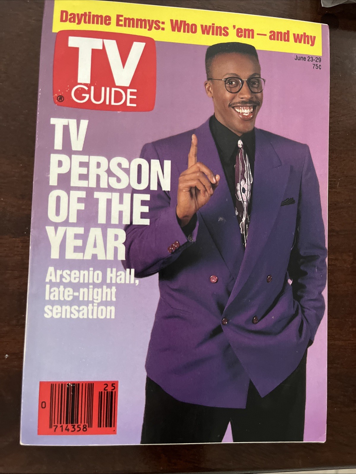 1990 TV Guide June 23-29 – Arsenio Hall; Chris Evert; Father Dowling Oprah NH