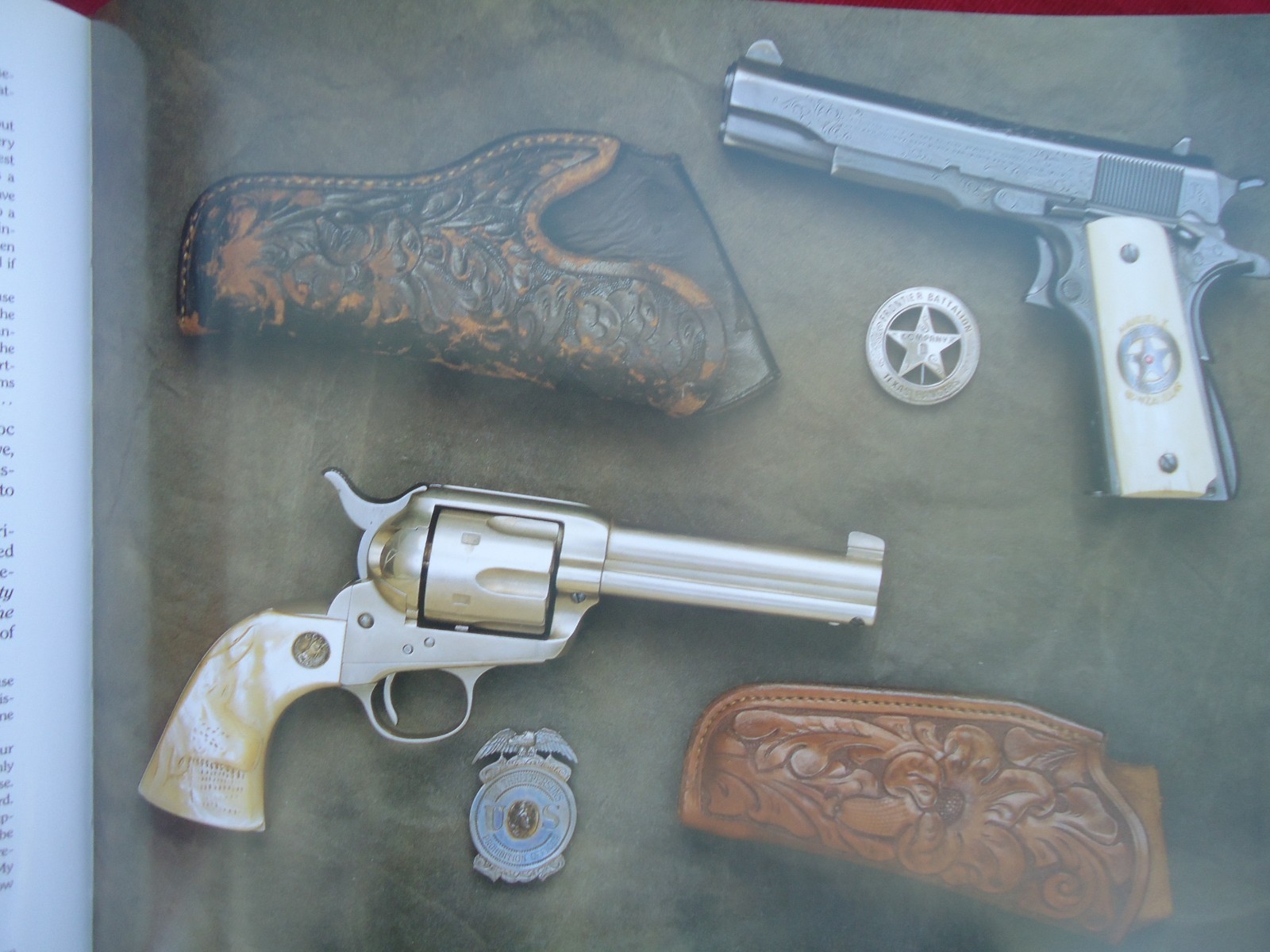 THE PEACEMAKERS ARMS&ADVENTURE 2004 BOOK BY R.L. WILSON 390 PAGES 9X11