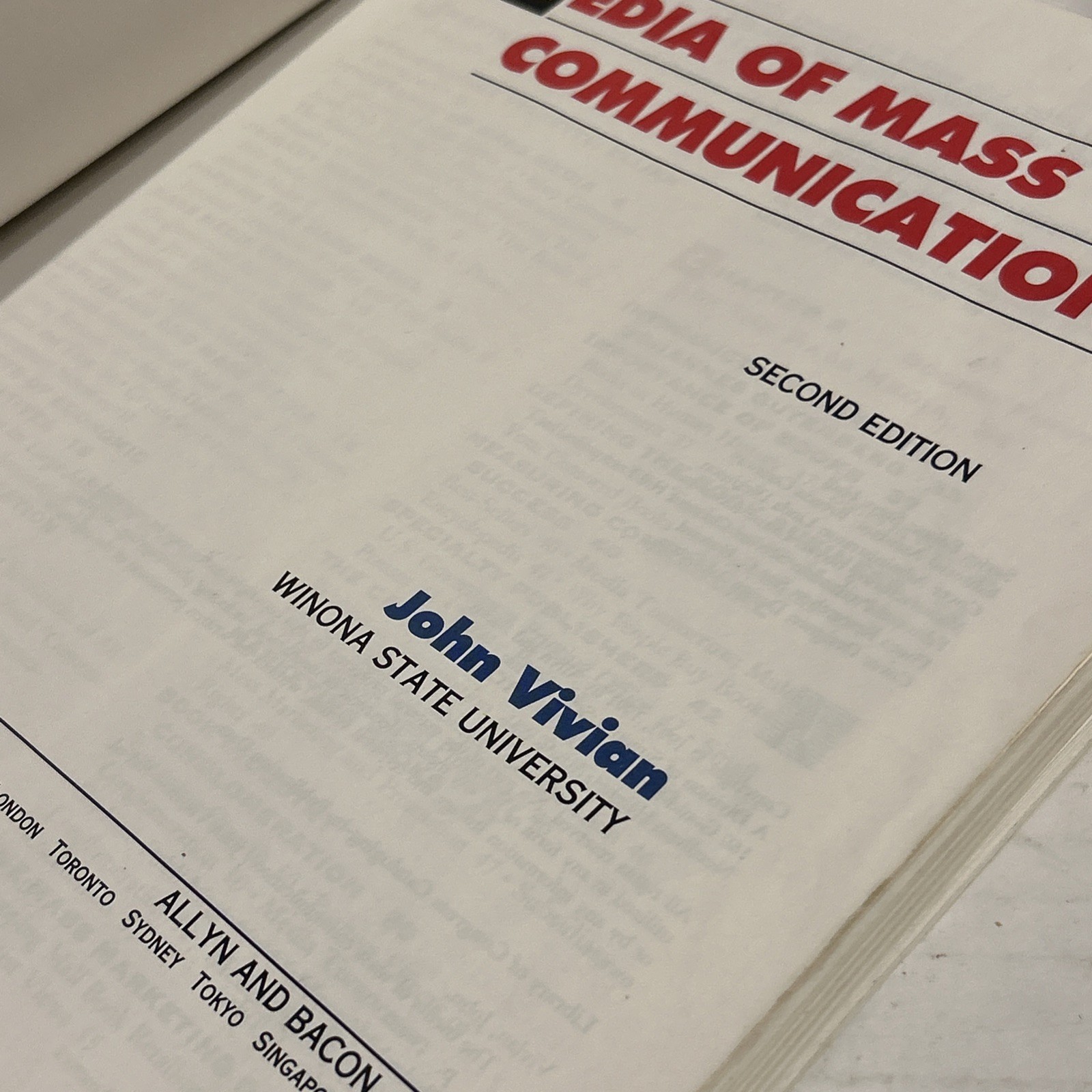 The Media of Mass Communication Vivian, John paperback Textbook