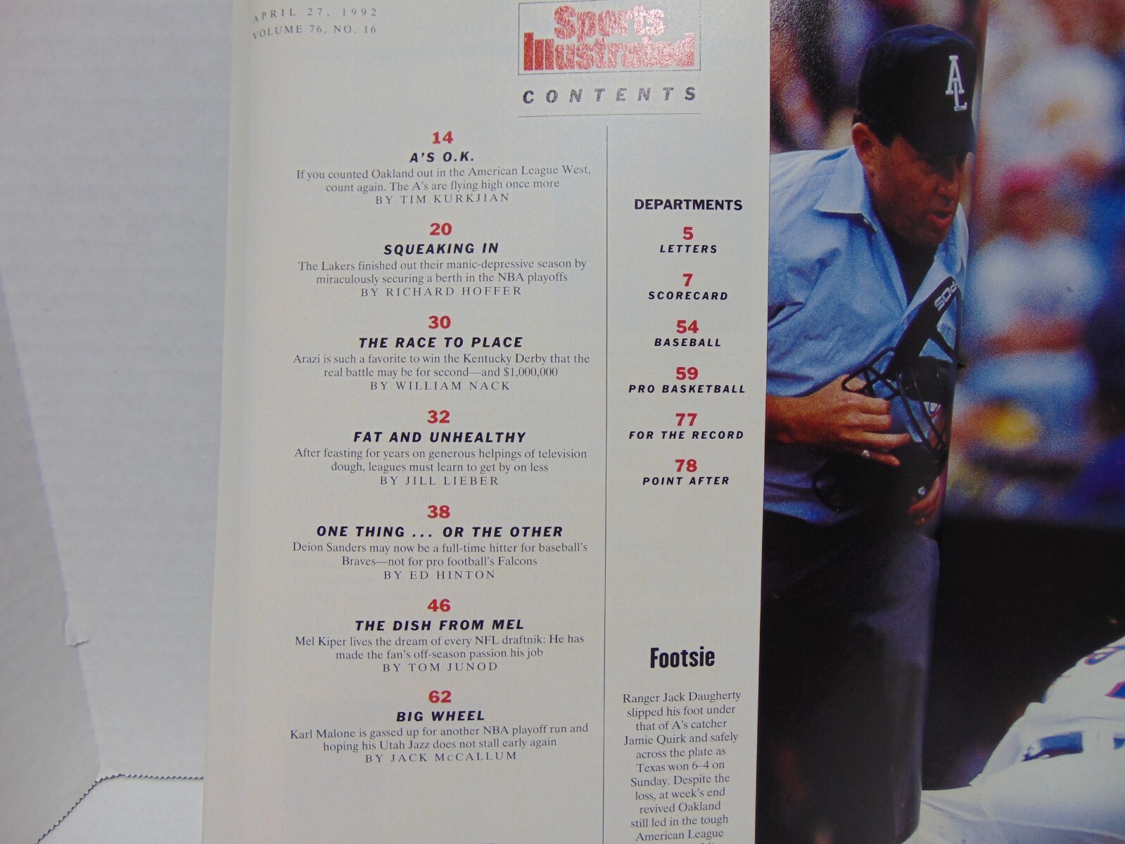 Sports Illustrated Magazine Volume 76 Issue 16 April 27, 1992 Deion Sanders