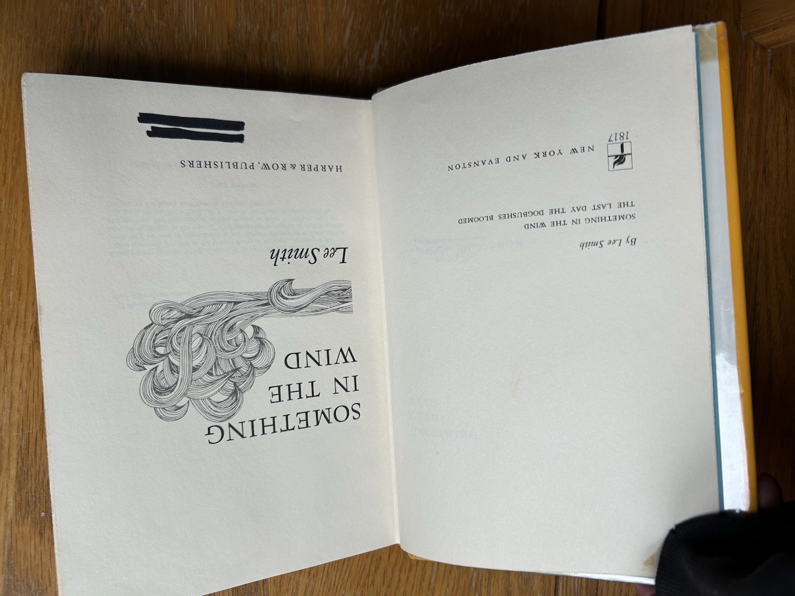 SOMETHING IN THE WIND Lee Smith 1st Edition 1971 Ex Library VGC Plastic Cover