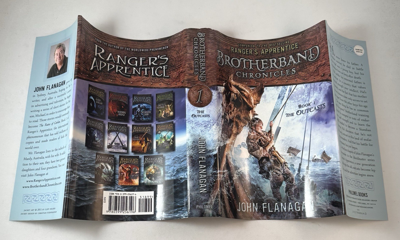 Brotherband Chronicles-John Flanagan-SIGNED-Bk 1-The Outcasts-TRUE First Edition