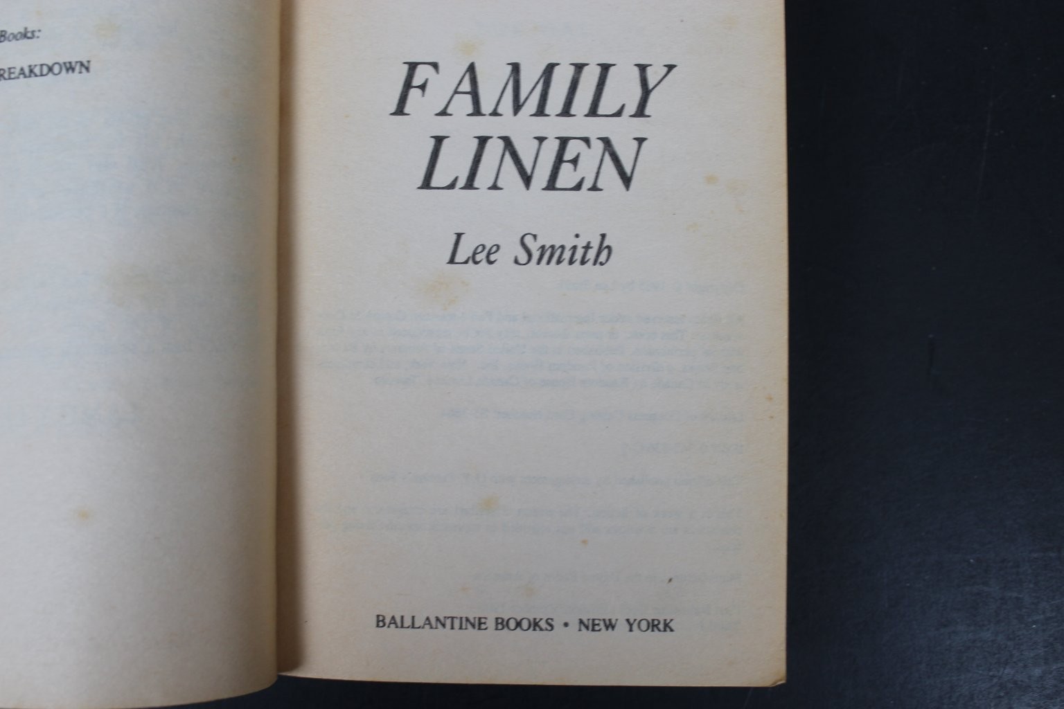Family Linen Lee Smith 1988 Southern Fiction Novel Ballantine Books PB