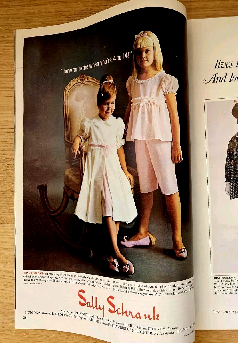 VOGUE CHILDREN Spring/Summer 1965 Fashion Magazine 13″ x 10″ 102 Pages Vintage