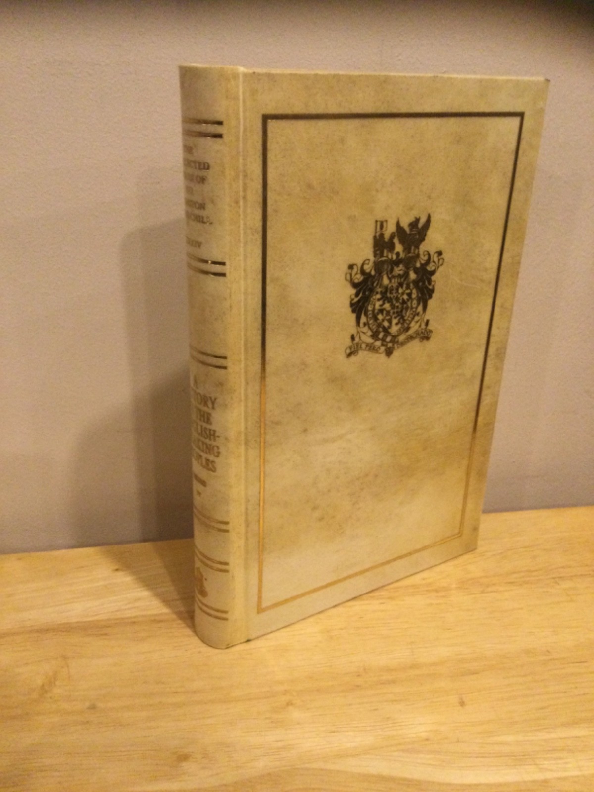 THE FIRST COLLECTED WORKS OF SIR WINSTON CHURCHILL THE CENTENARY LTD EDITION IV