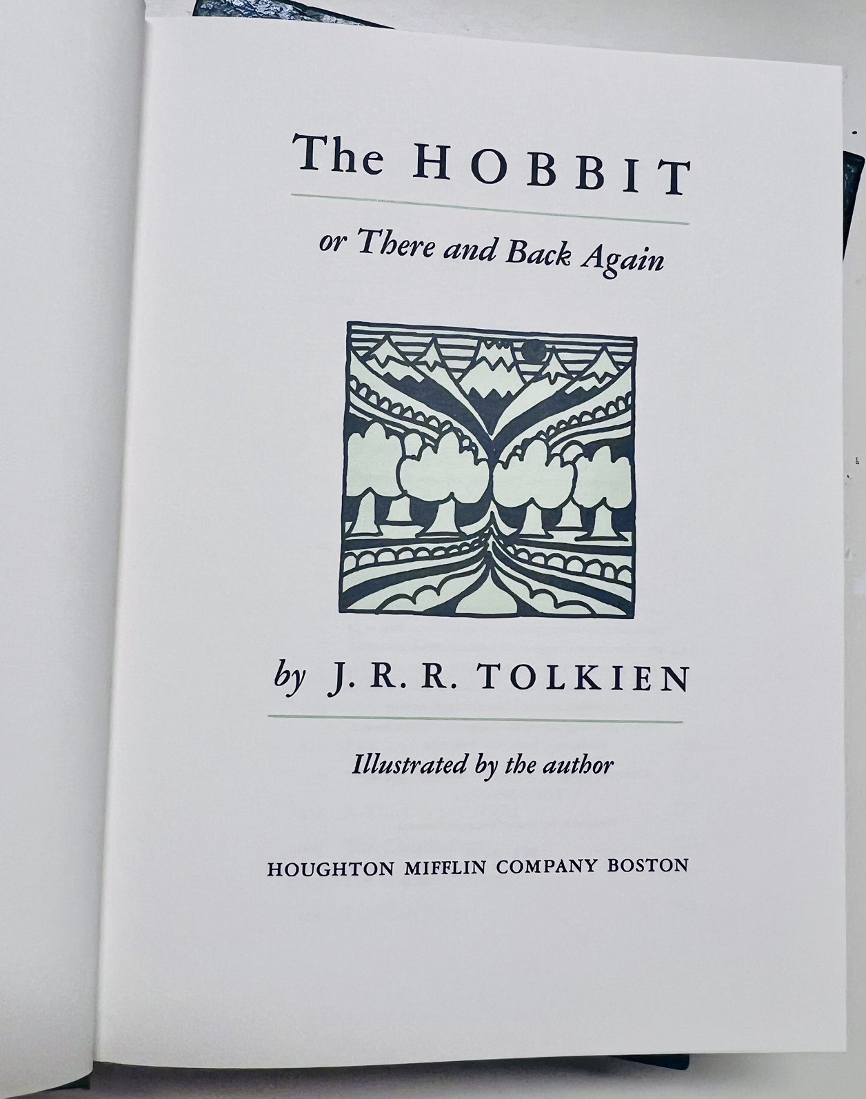1987 Tolkien LOTR Red Leather Collector’s Edition w/ Map Illustrated Hobbit Set