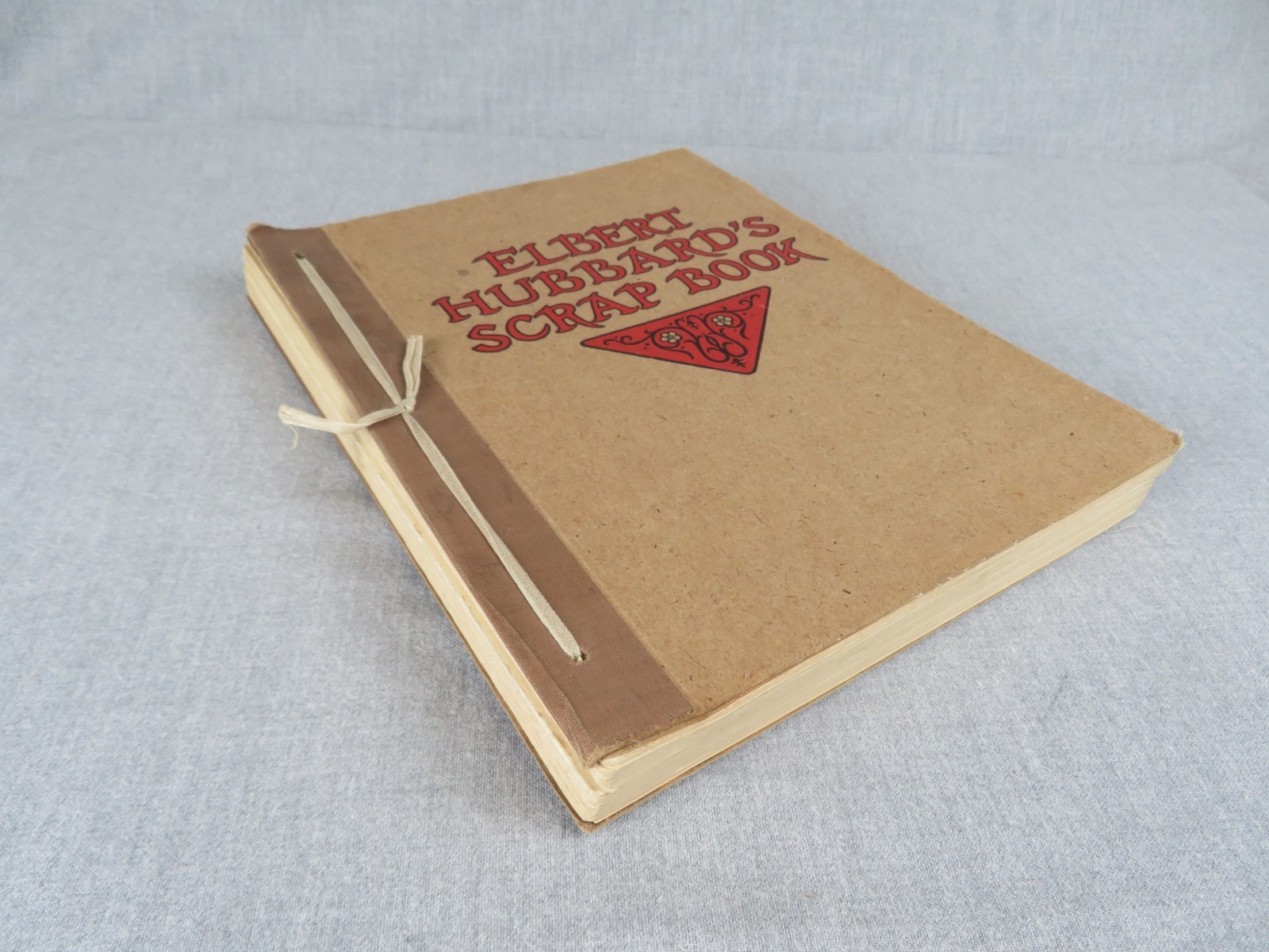 Elbert Hubbard’s Scrap Book 1923 by Roycrofters 228 Pages + Indexes