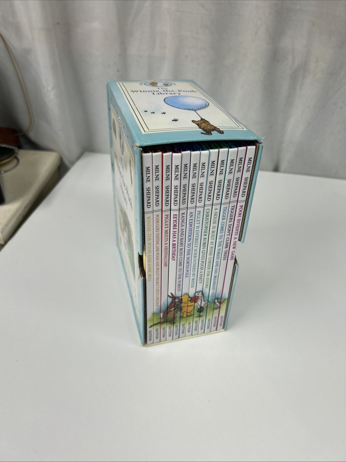 The Winnie-The-Pooh Library Original Pooh Treasury 12 Box Set A. A. Milne