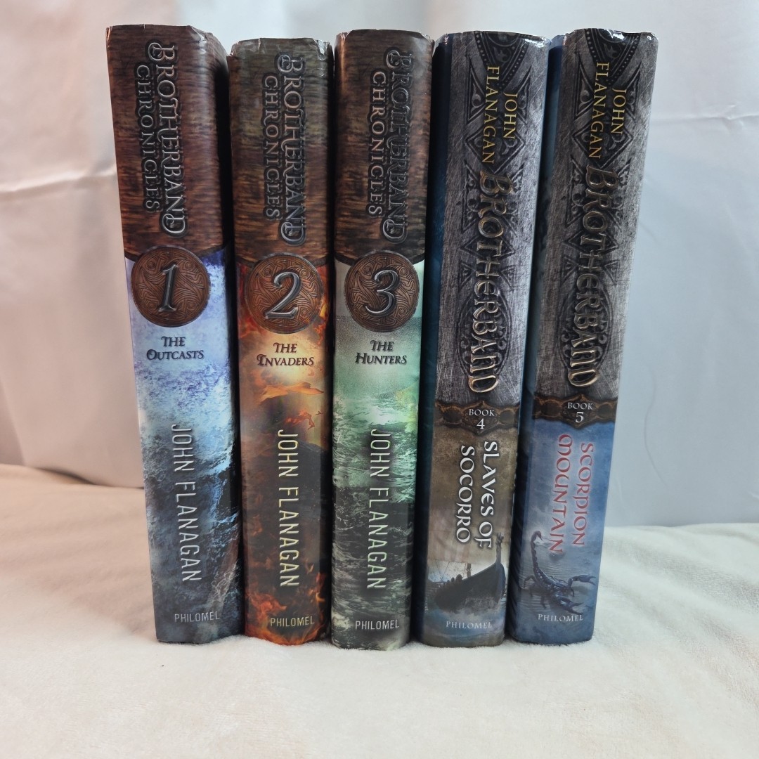 John Flanagan Brotherband Chronicles Books 1-5 Hardcover (Ranger’s Apprentice)