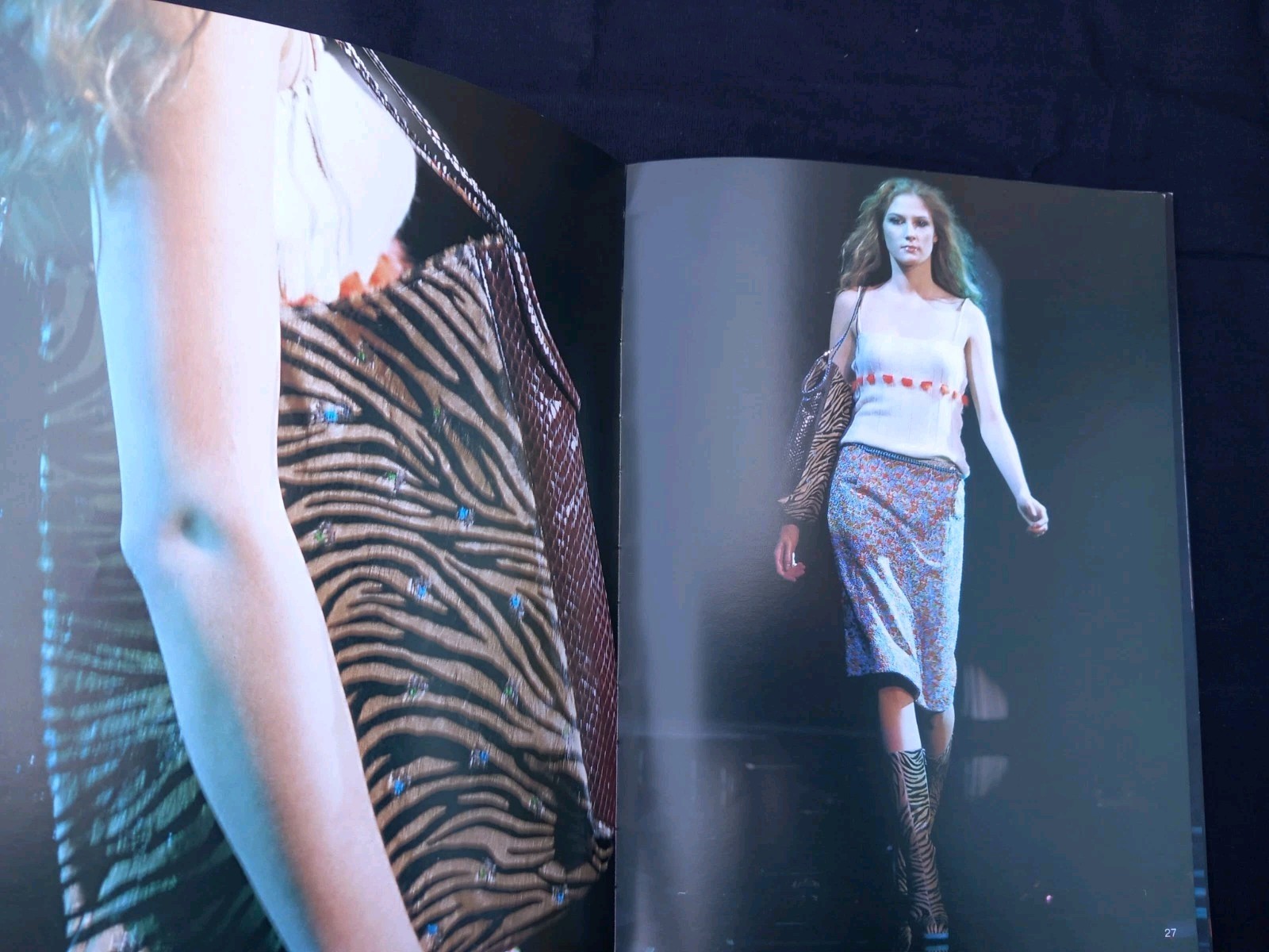 VERSACE Versus Womens Runway Collection – Fall/Winter 1999/2000 – small format
