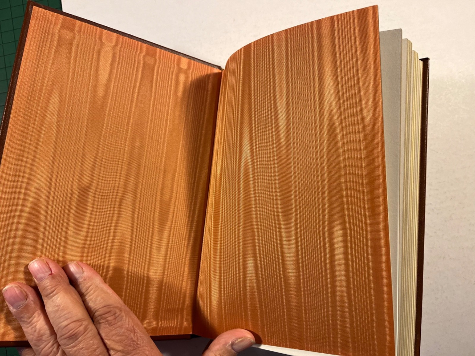 ‘The Fifth Column’ Ernest Hemingway Easton Press Leather 1990