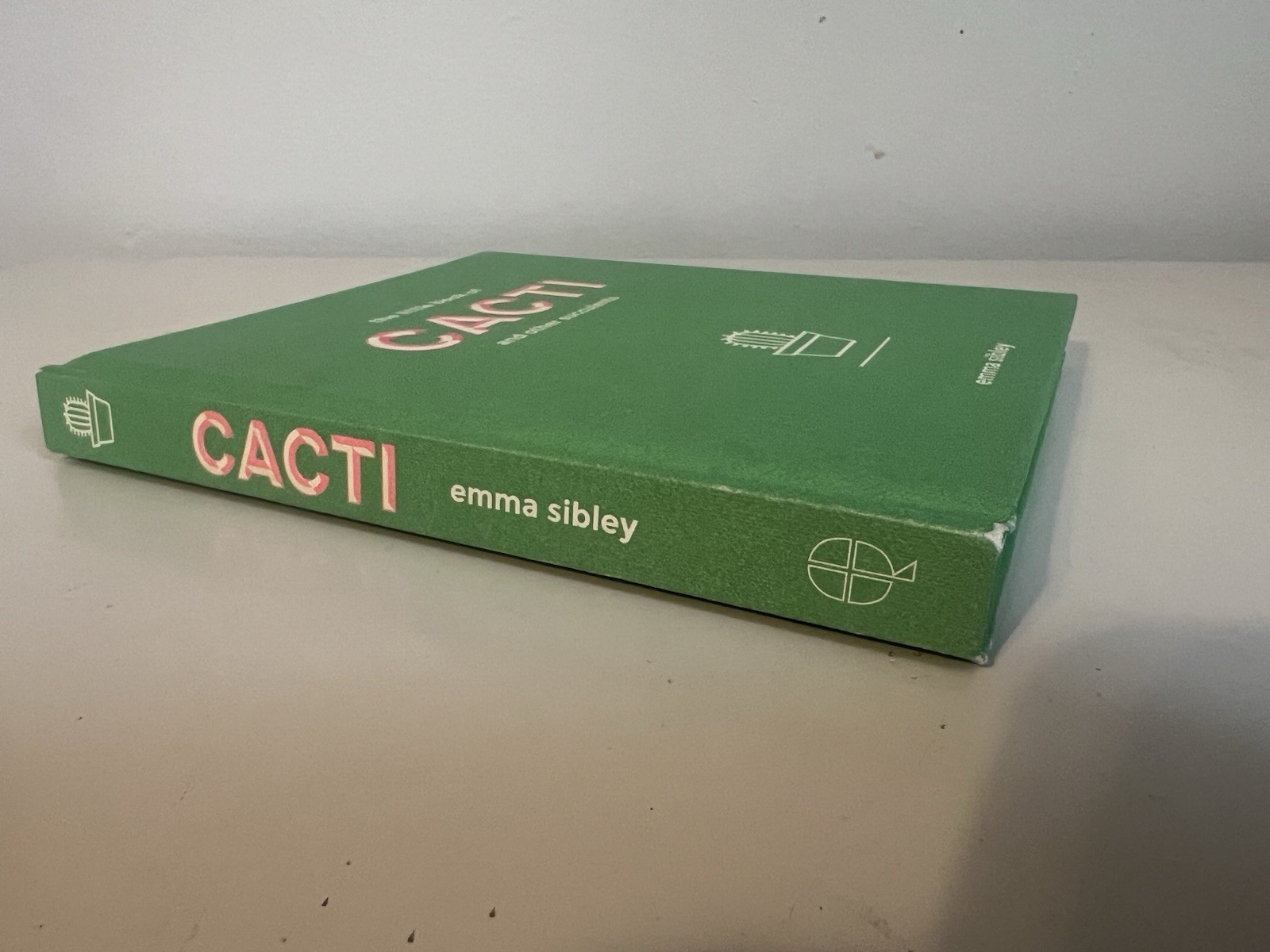 Little Book of Cacti and Other Succulents by Emma Sibley (2017, Hardcover)