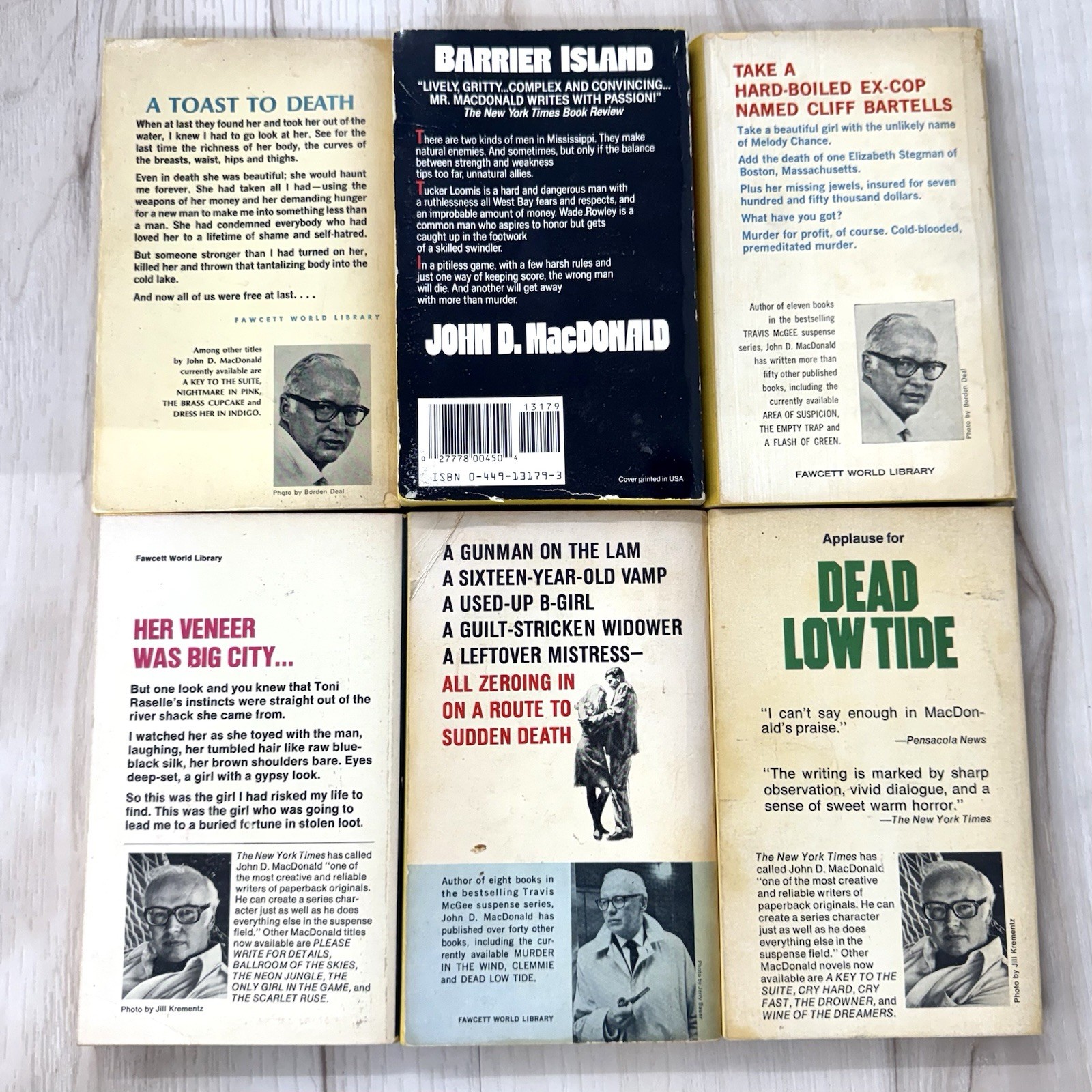 VTG Lot 36 John D MacDonald Paperback 20-Book Travis McGee Series Fiction Novels