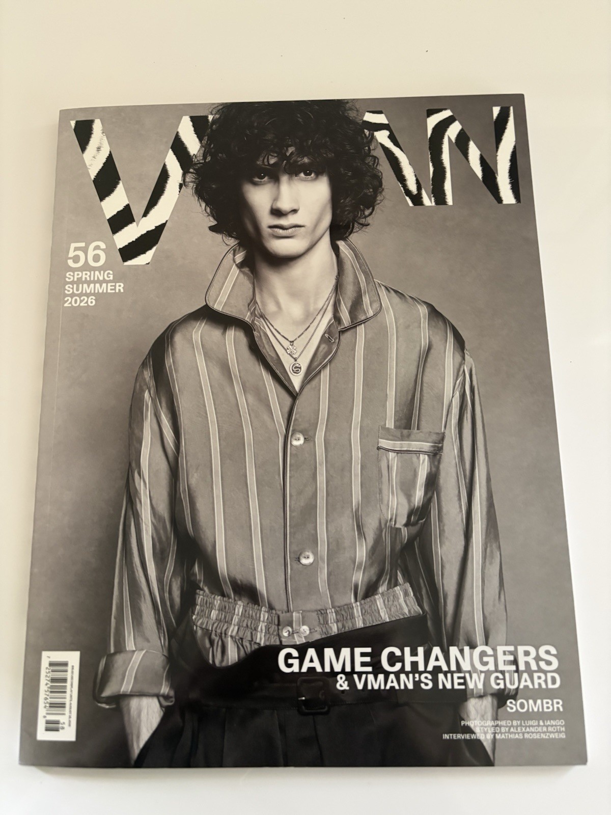 VMAN Magazine Issue 56/ summer-BRAND New! Connor Stories Pics! Low Price!Sombre